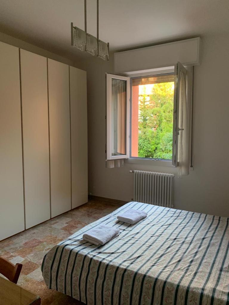 Comfortable Apartament 2 Bedroom Suitable 2-5 Pax Bologna Buitenkant foto