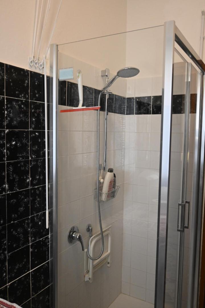 Comfortable Apartament 2 Bedroom Suitable 2-5 Pax Bologna Buitenkant foto